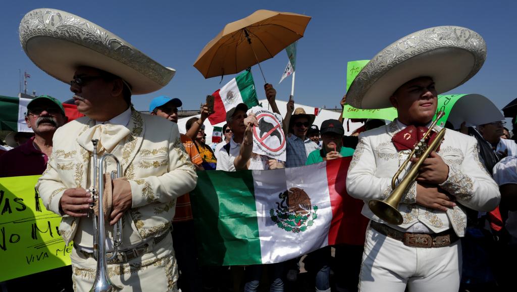 trump-mexico-protests